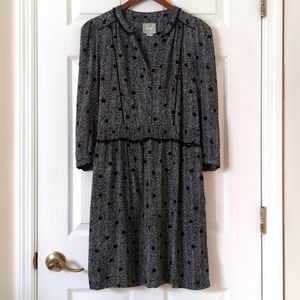 Maeve Anthropologie Galen Dotted Chevron Quarter Sleeve Mini Shift Dress Black M